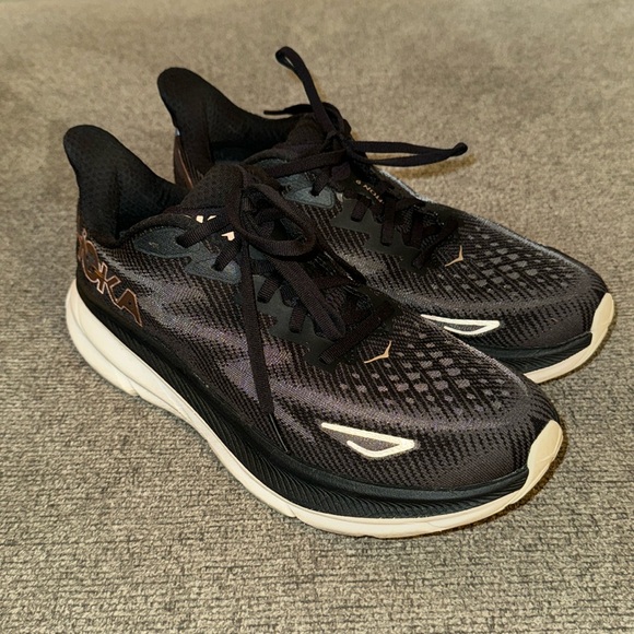 Hoka One One Clifton 9 - Picture 2 of 7